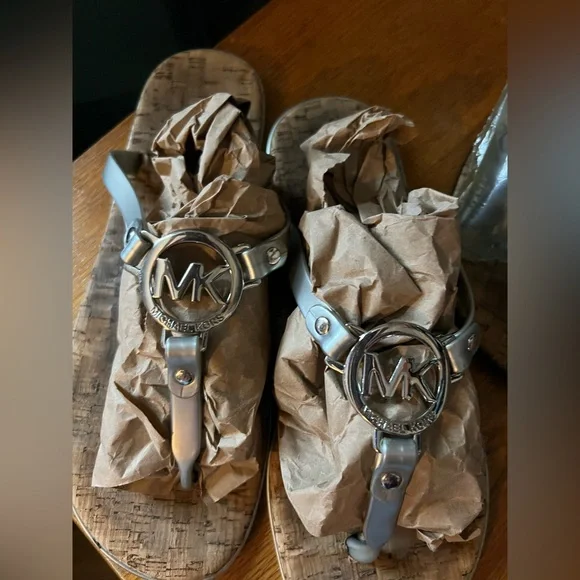 2 Pairs! Michael Kors Cork Footbed Sandals, Logo, black and silver, size 9 - Picture 13 of 13